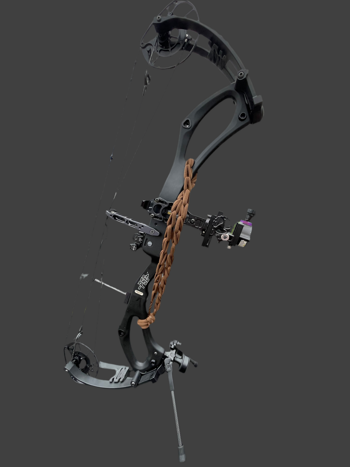 Industry’s only 100% elastic bow sling, Vsling Bow Sling. 